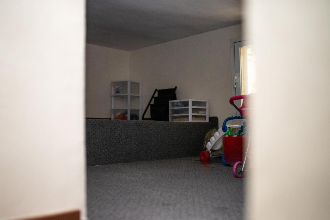 Spacious By The Orient Hotel - 4 Bdr Apartment Yerusalem Bagian luar foto